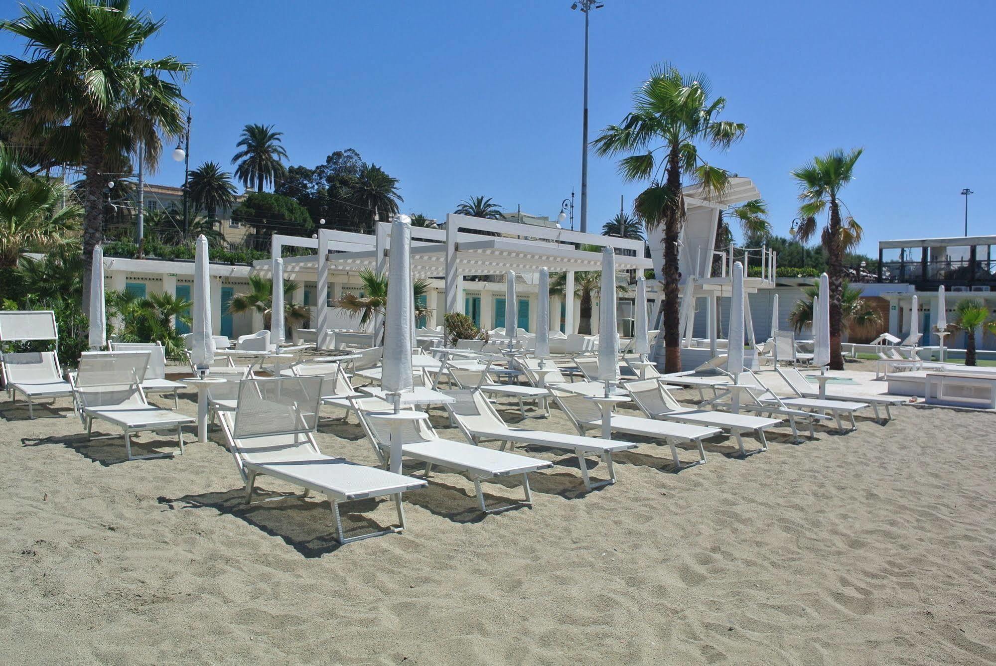 B&B Pellicano Guest House Reggio di Calabria Bagian luar foto